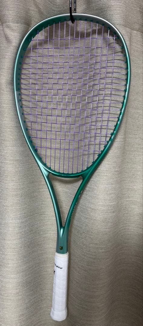 ちゃん　YONEX 第二世代 ボルトレイジ 7V UL1 新色
