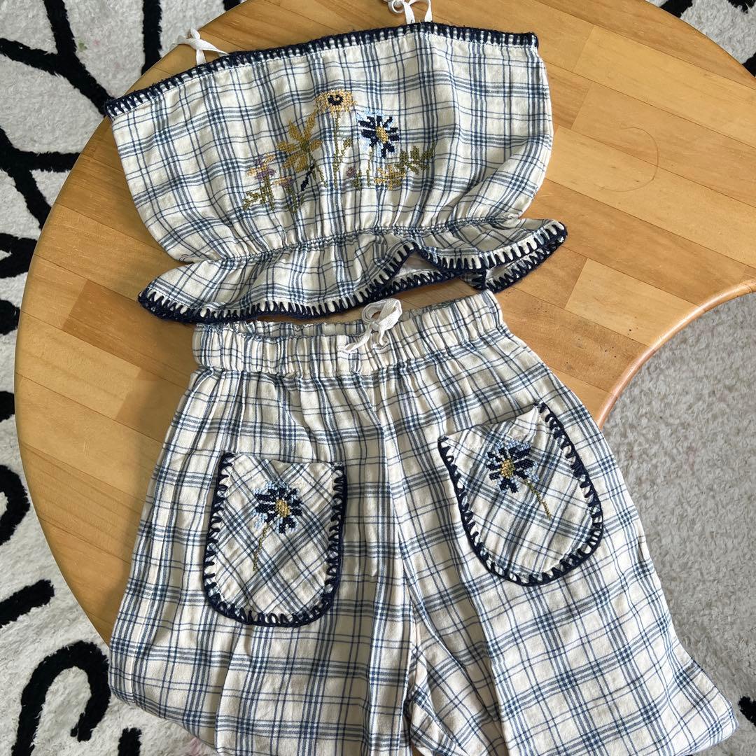 liilu 刺繍　セットアップ　4y