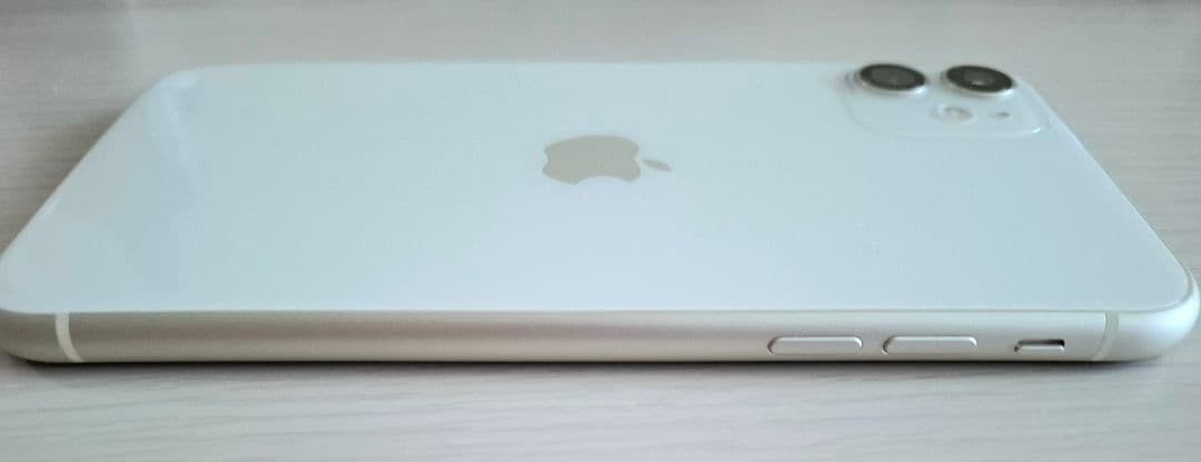 バッテリー97%【超美品】iPhone11 ホワイト 128GB SIMフリー