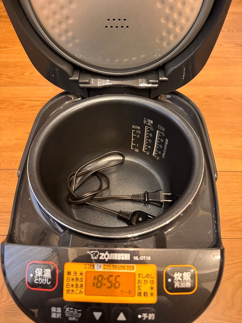 象印NL-DT18-BA マイコン炊飯ジャー 1.0升炊き ブラック