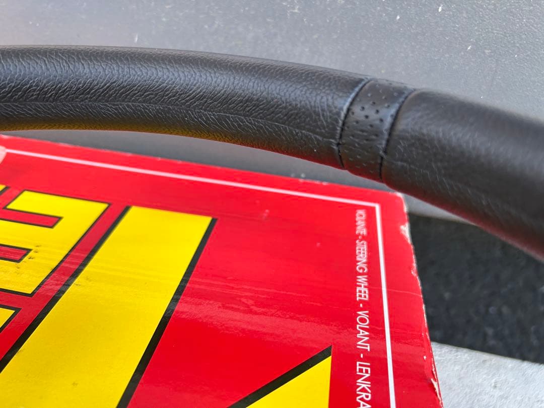 civicunさま専用　MOMO ステアリング328D 90mm