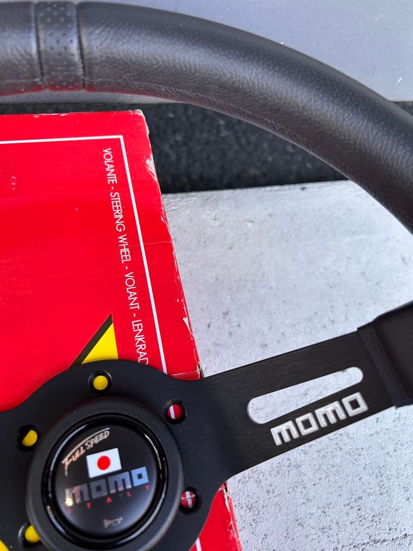 civicunさま専用　MOMO ステアリング328D 90mm