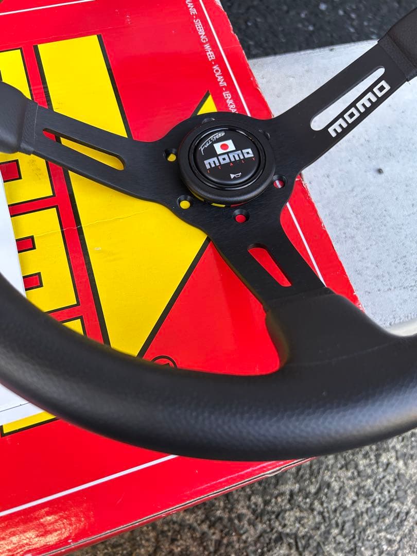 civicunさま専用　MOMO ステアリング328D 90mm