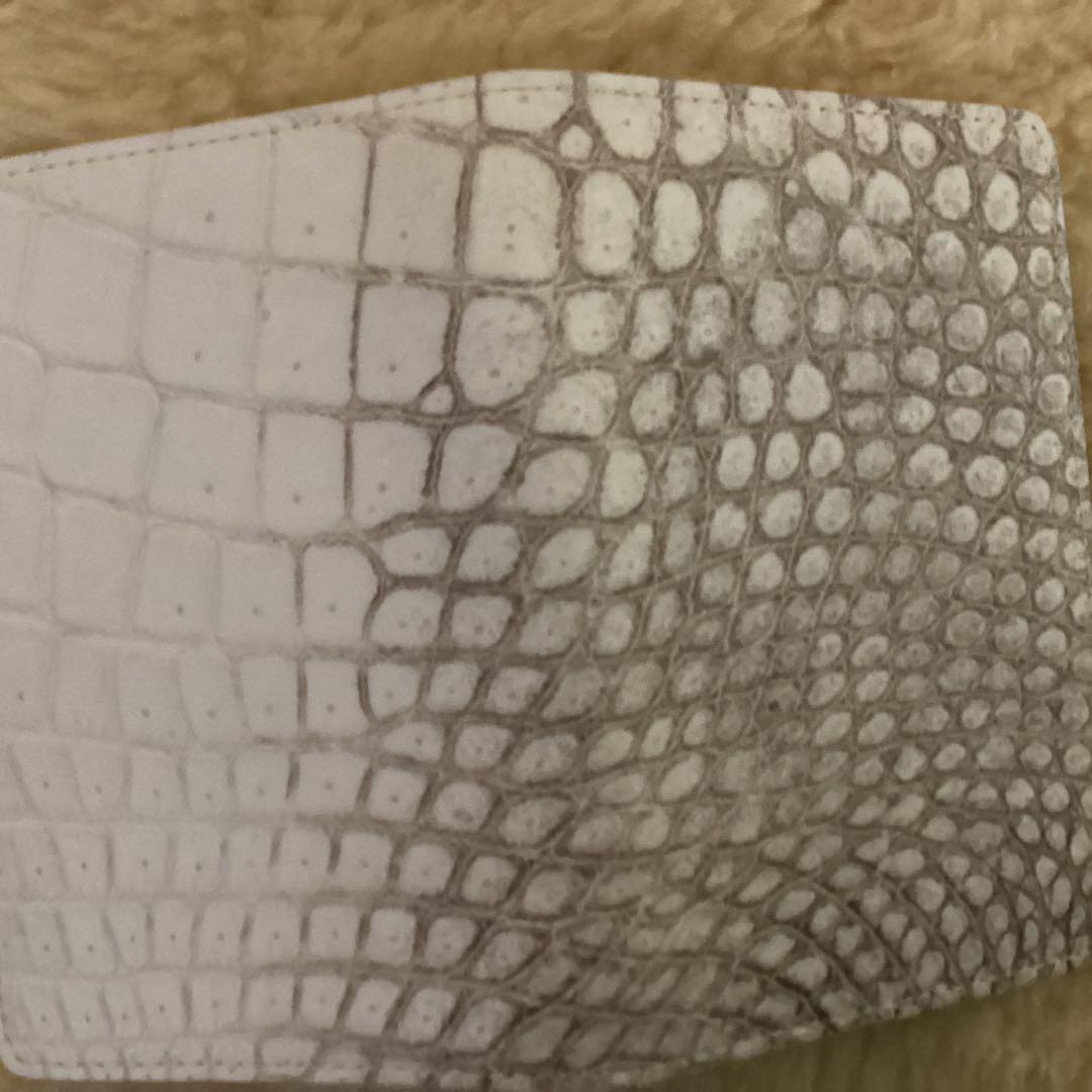 本物のワニ革パスポートカバーヒマラヤンホワイト