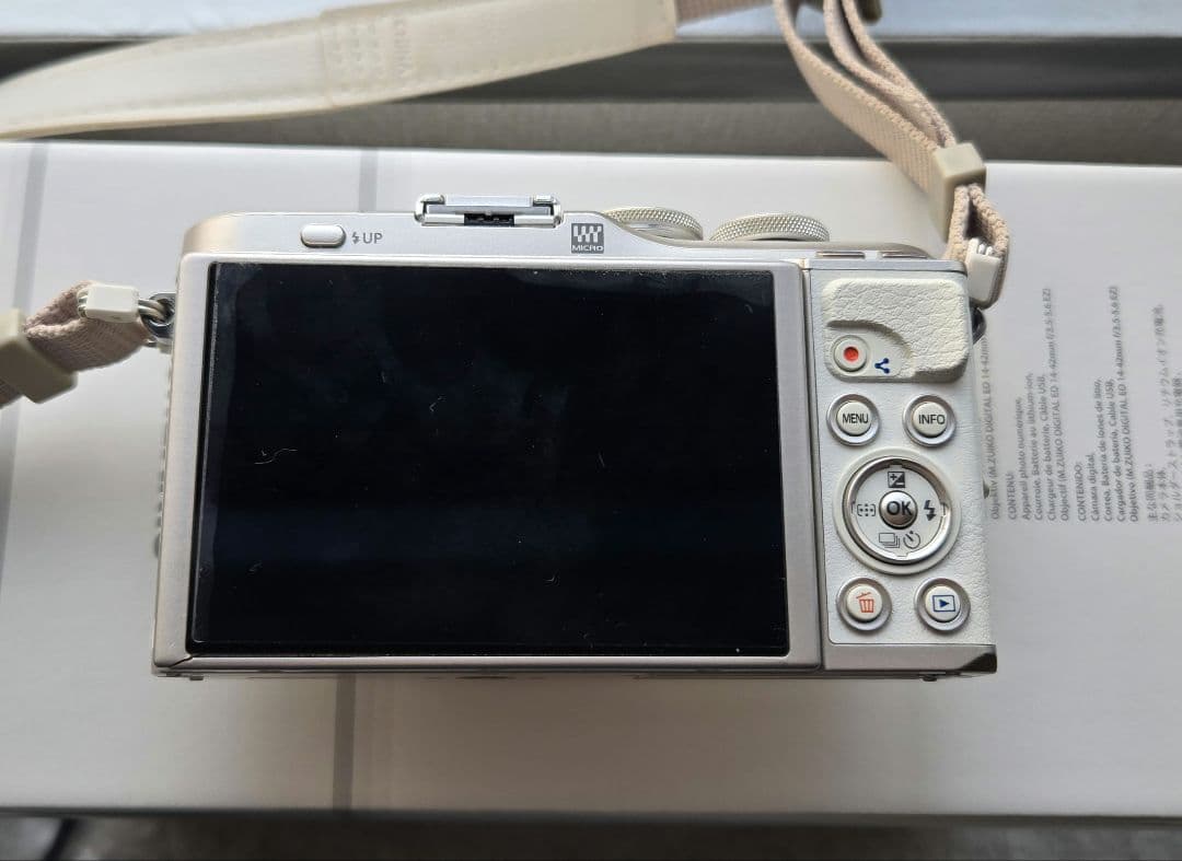 デジタルカメラ olympus pen e-pl10/ED 14-42mm f3.5 Macro