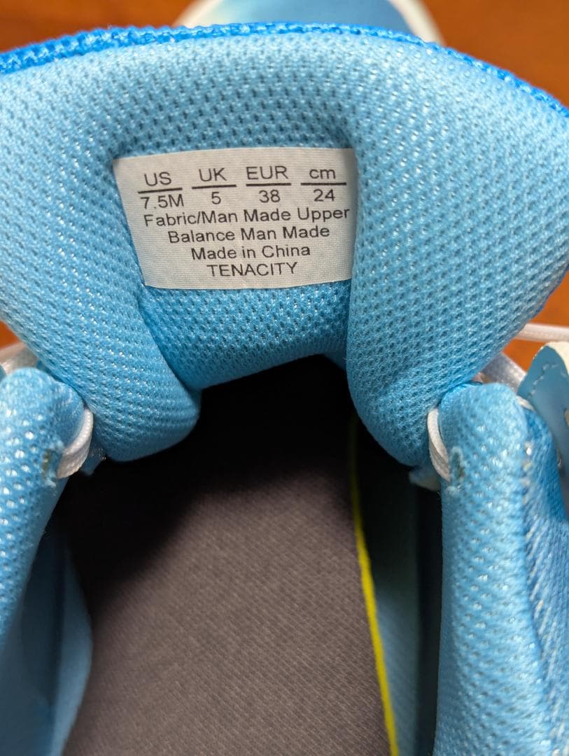 ちびた　ライカ　レディス　フィットネスシューズ　US 7 1/2（24㎝）