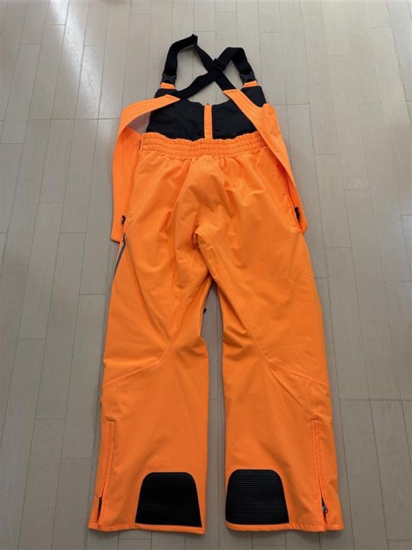 【値下げ】ONYONEオンヨネ2025-26チームウェア技術選着用モデルZONE