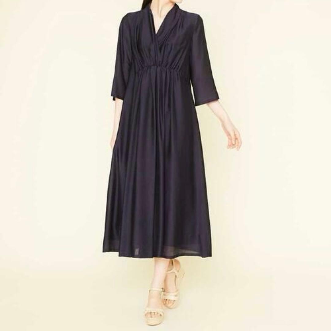 極美品✨シビラ シルク混 2022年 ネックギャザーワンピース ネイビー M