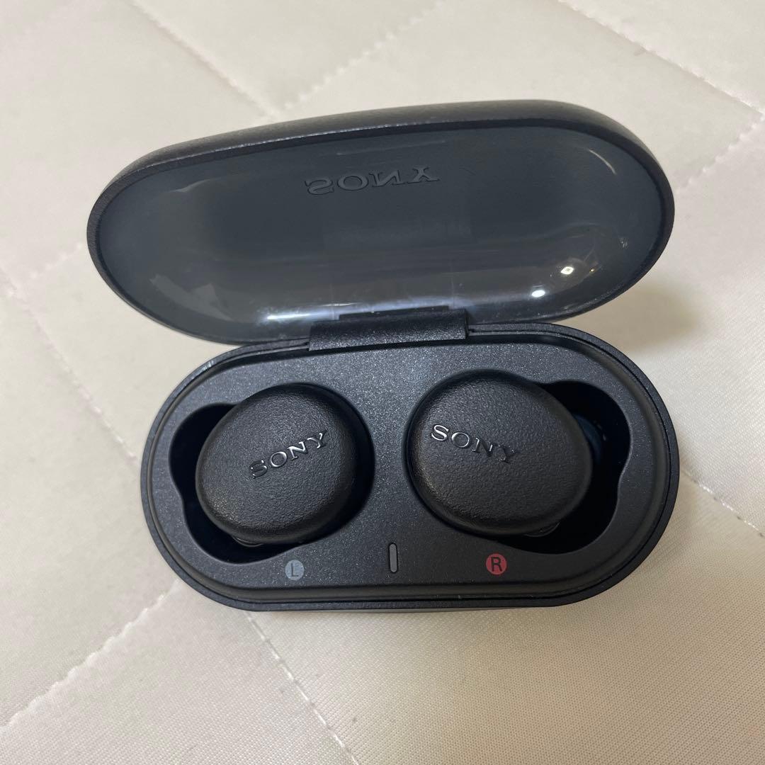SONY ワイヤレスイヤホン ブラック 重低音モデル　充電ケース付き