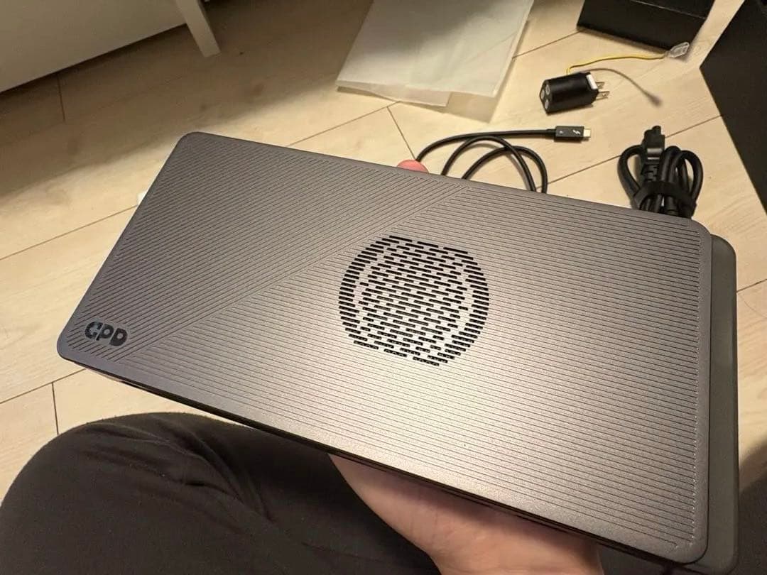 GPD G1 2024 世界最軽量級外付けeGPU OCulink