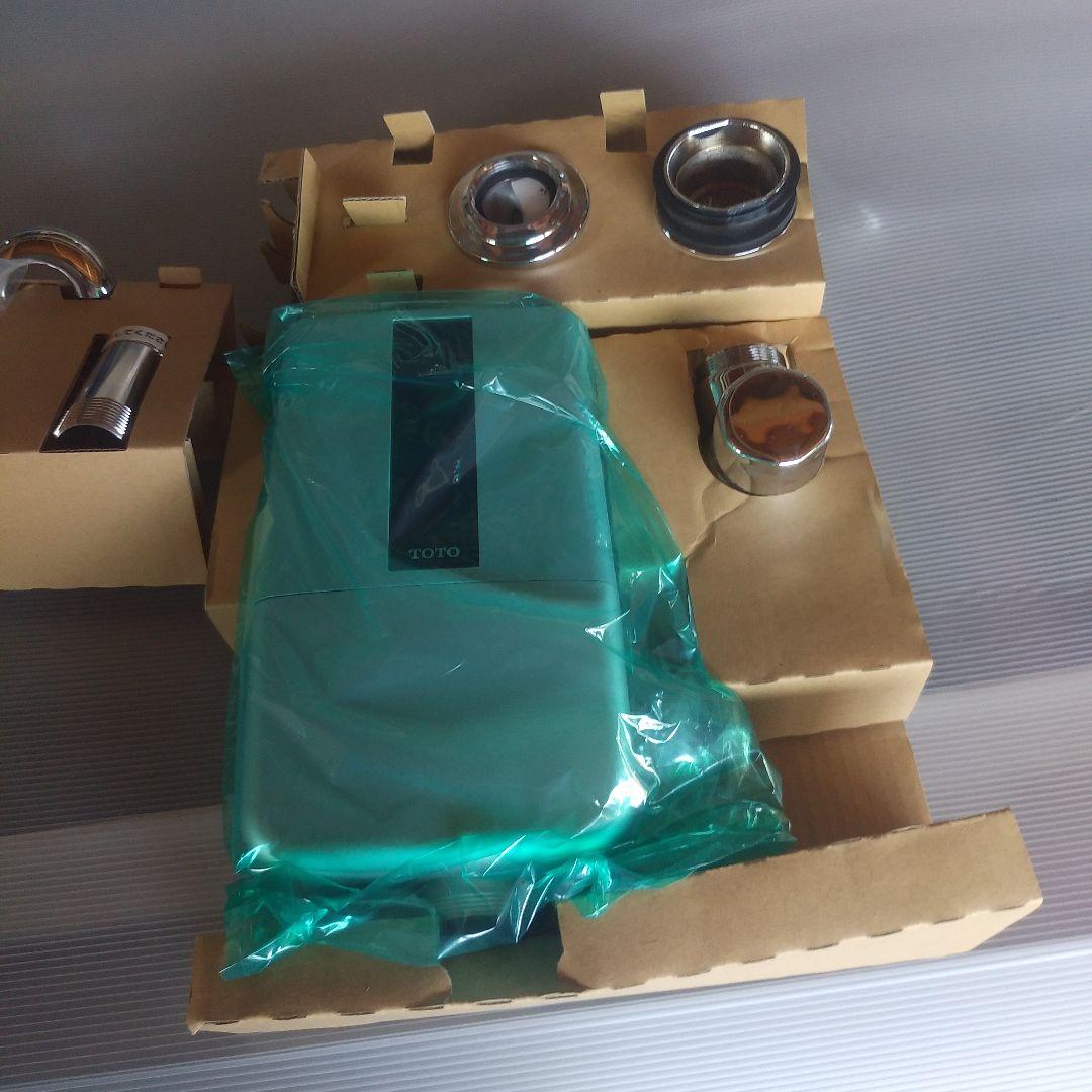 TEVN30UH 大便器自動フラッシュバルブ露出、AC100V、壁給水 TOTO