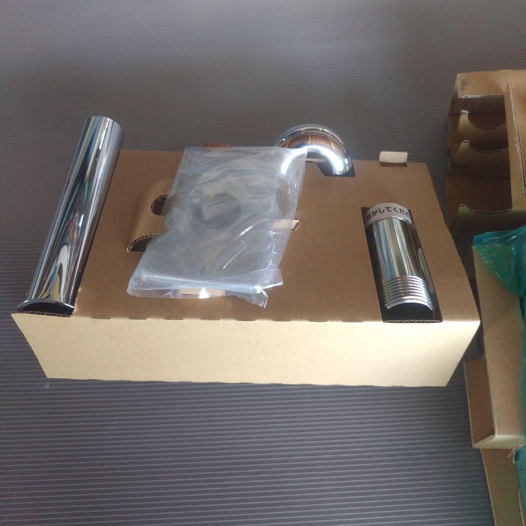 TEVN30UH 大便器自動フラッシュバルブ露出、AC100V、壁給水 TOTO