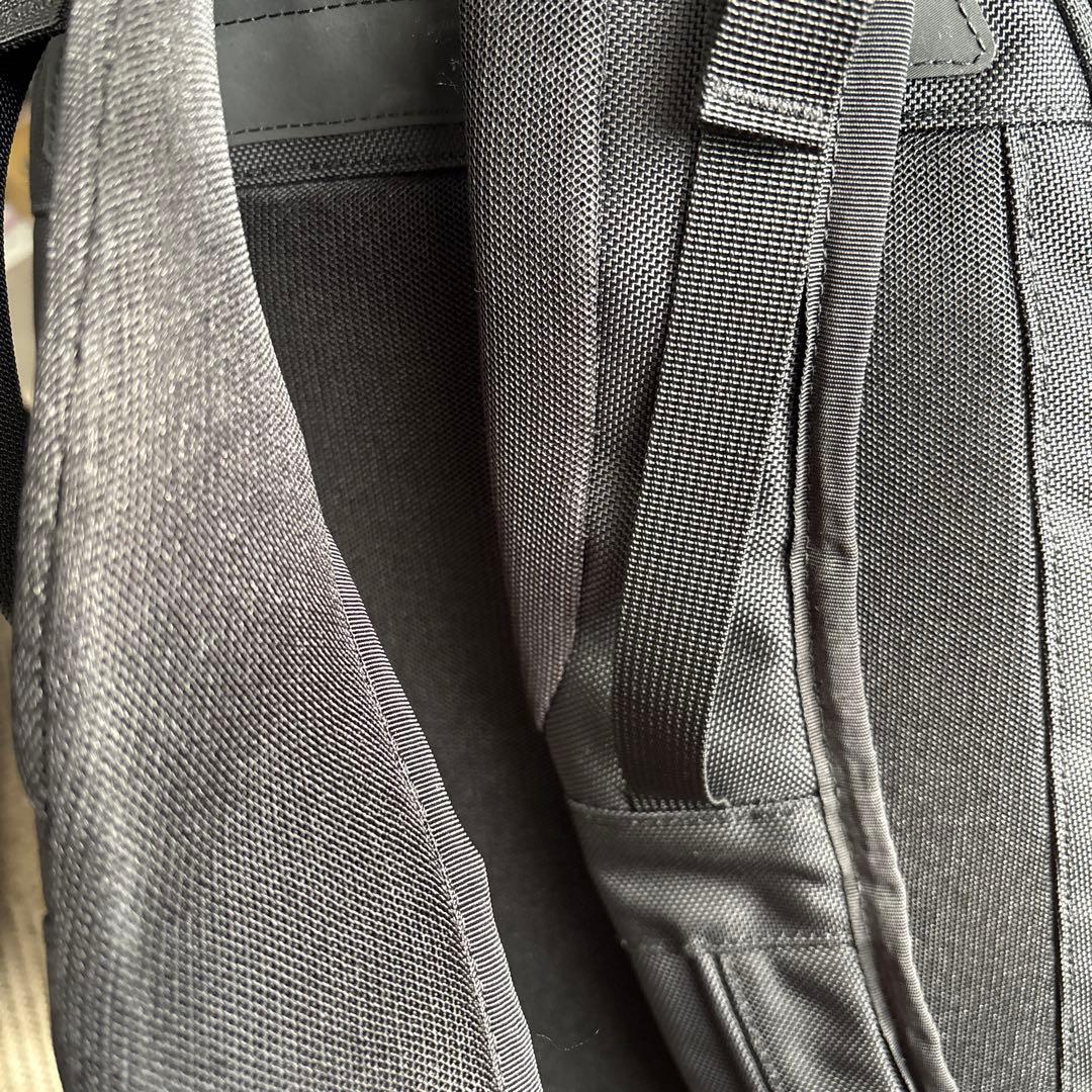 MONOLITH モノリス　美品　BACKPACK PRO 23L