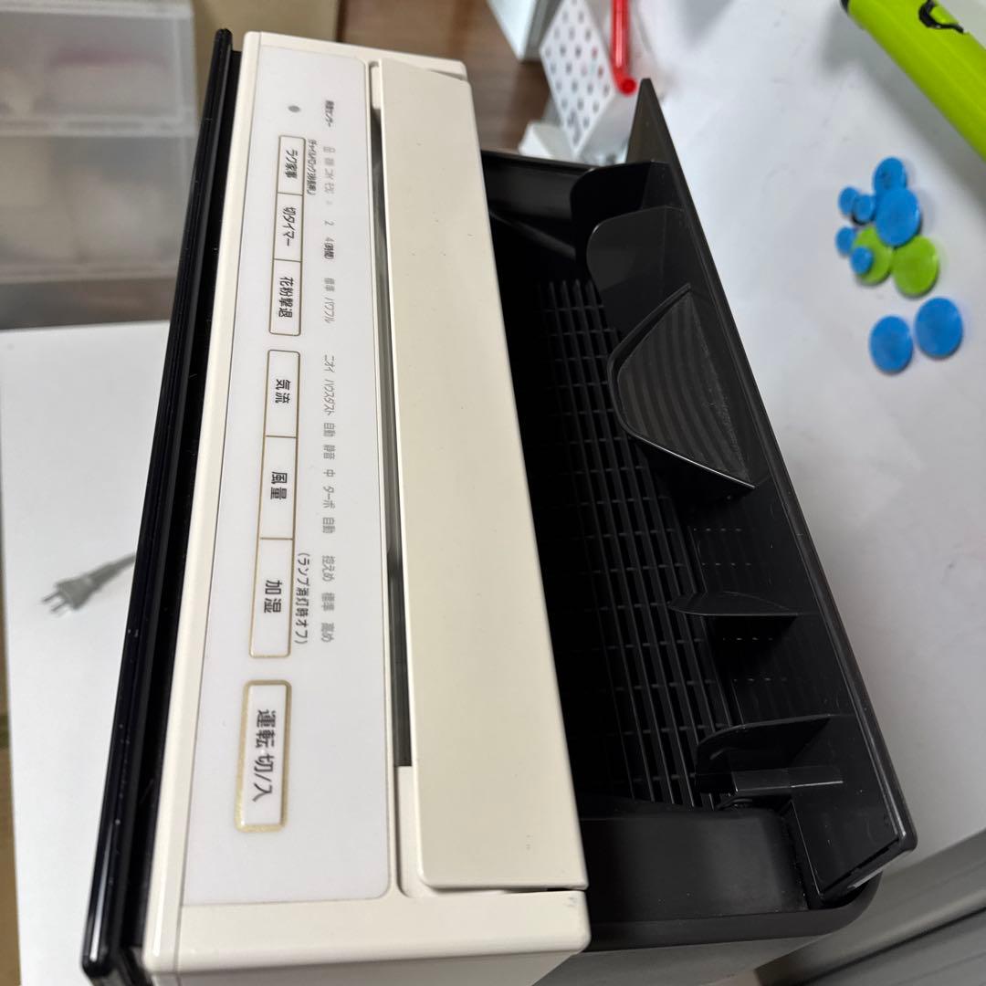 Panasonic 加湿空気清浄機ナノイーX（2018年製）F-VC70XR-W