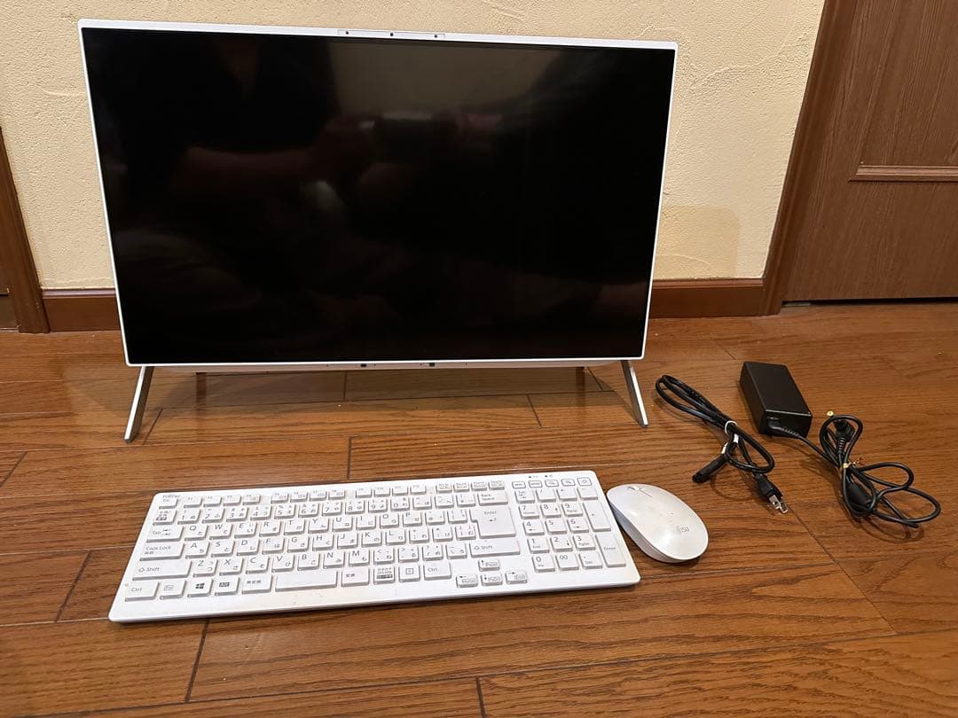 Windowsデスクトップ FUJITSU FMV F70E3W