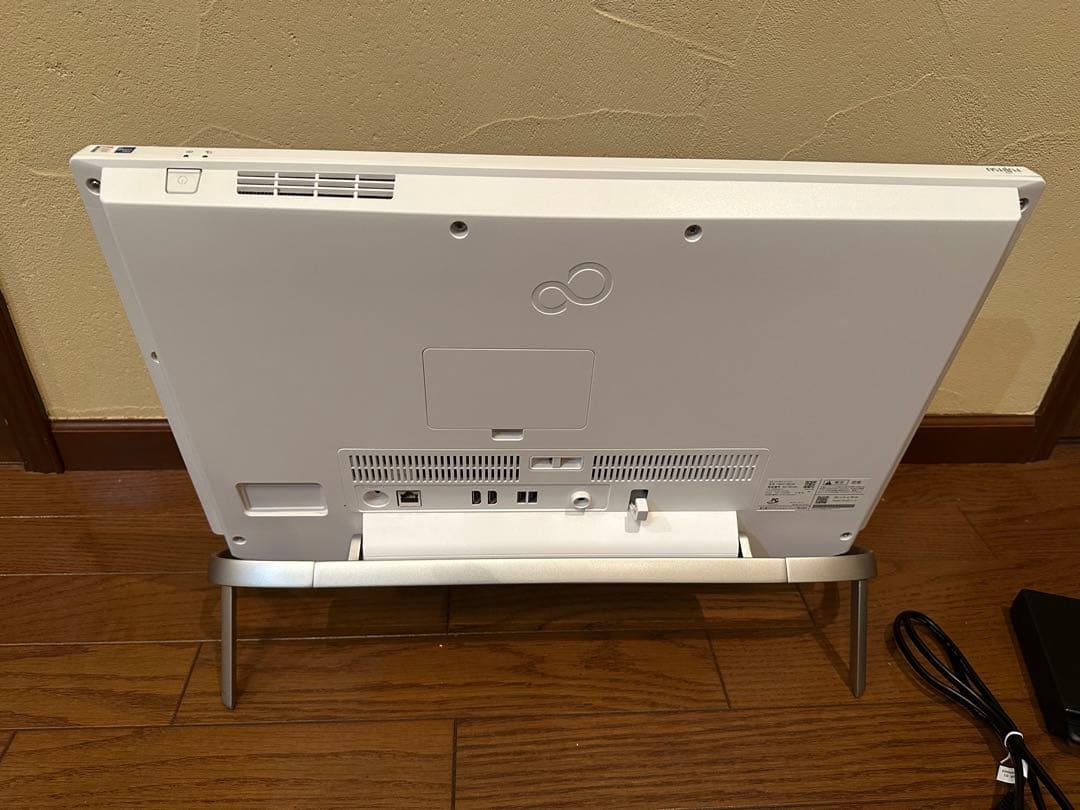 Windowsデスクトップ FUJITSU FMV F70E3W