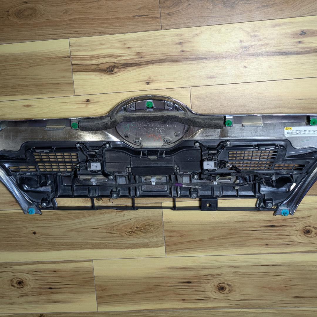 【日野 純正】デュトロ メッキ フロントグリル HINO ロゴ R3年式 車外し