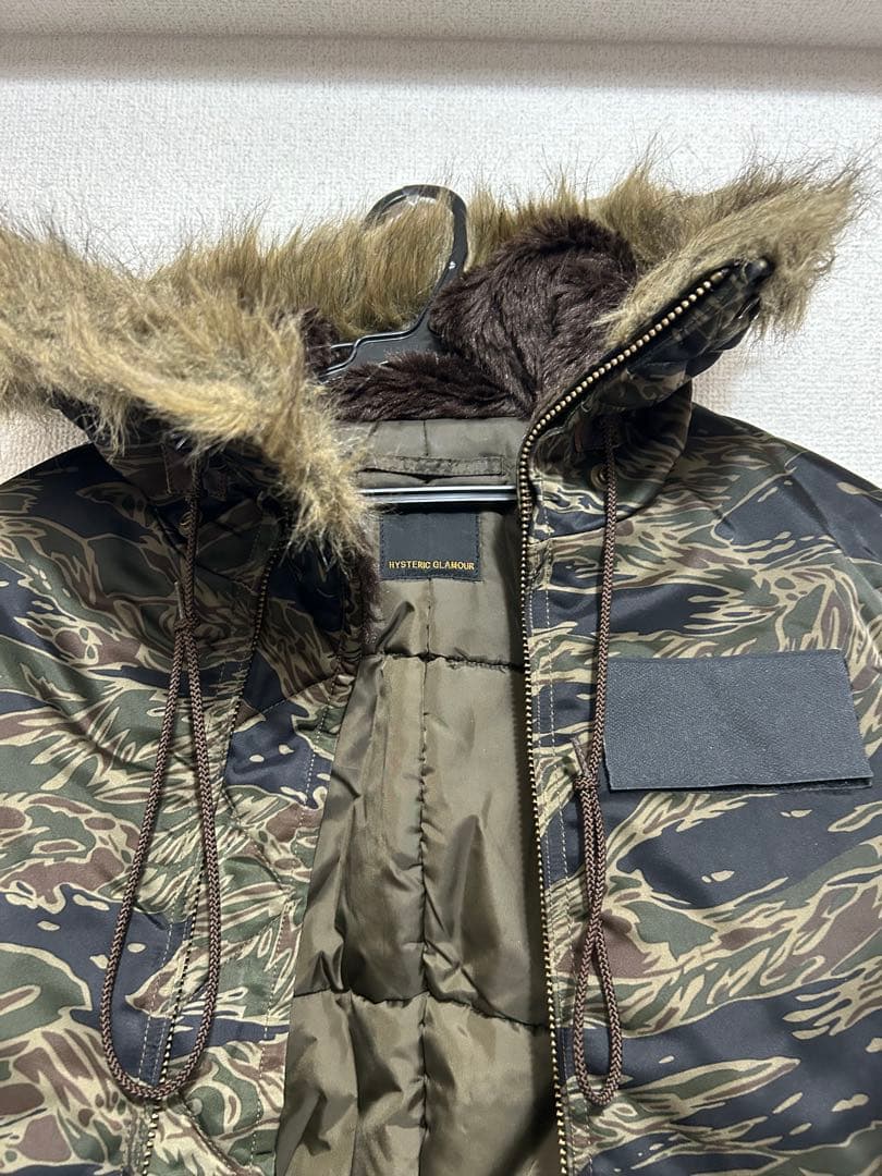 Hysteric glamour ヒステリックグラマー　プリマロフト　ダウン迷彩