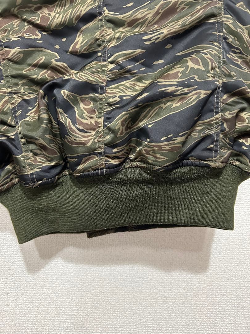 Hysteric glamour ヒステリックグラマー　プリマロフト　ダウン迷彩