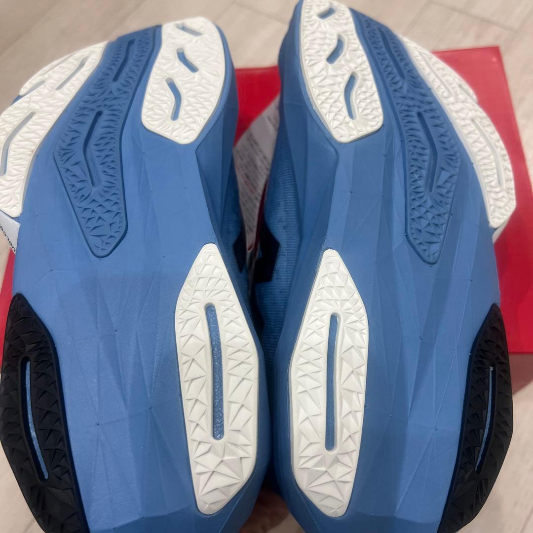 New Balance FuelCell Rebel v4 レベルv4 27.5