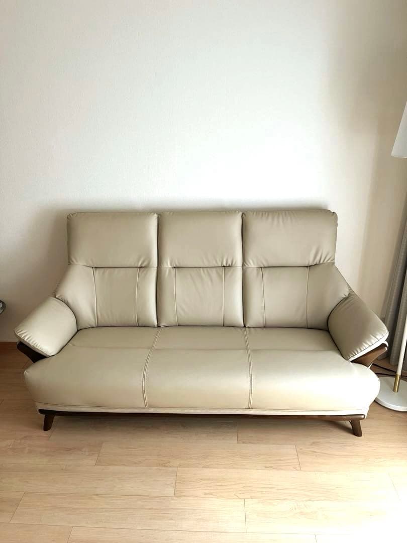 値下げ！ニトリ　新品同様　2025年1月15日購入　3人掛け 合皮ソファ