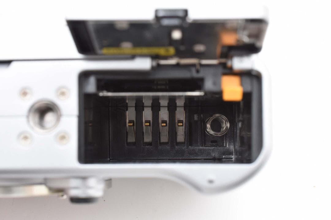 超美品 富士フイルム X-A5 ミラーレスデジタルカメラ ボディFujifilm