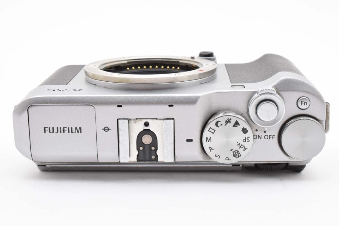 超美品 富士フイルム X-A5 ミラーレスデジタルカメラ ボディFujifilm