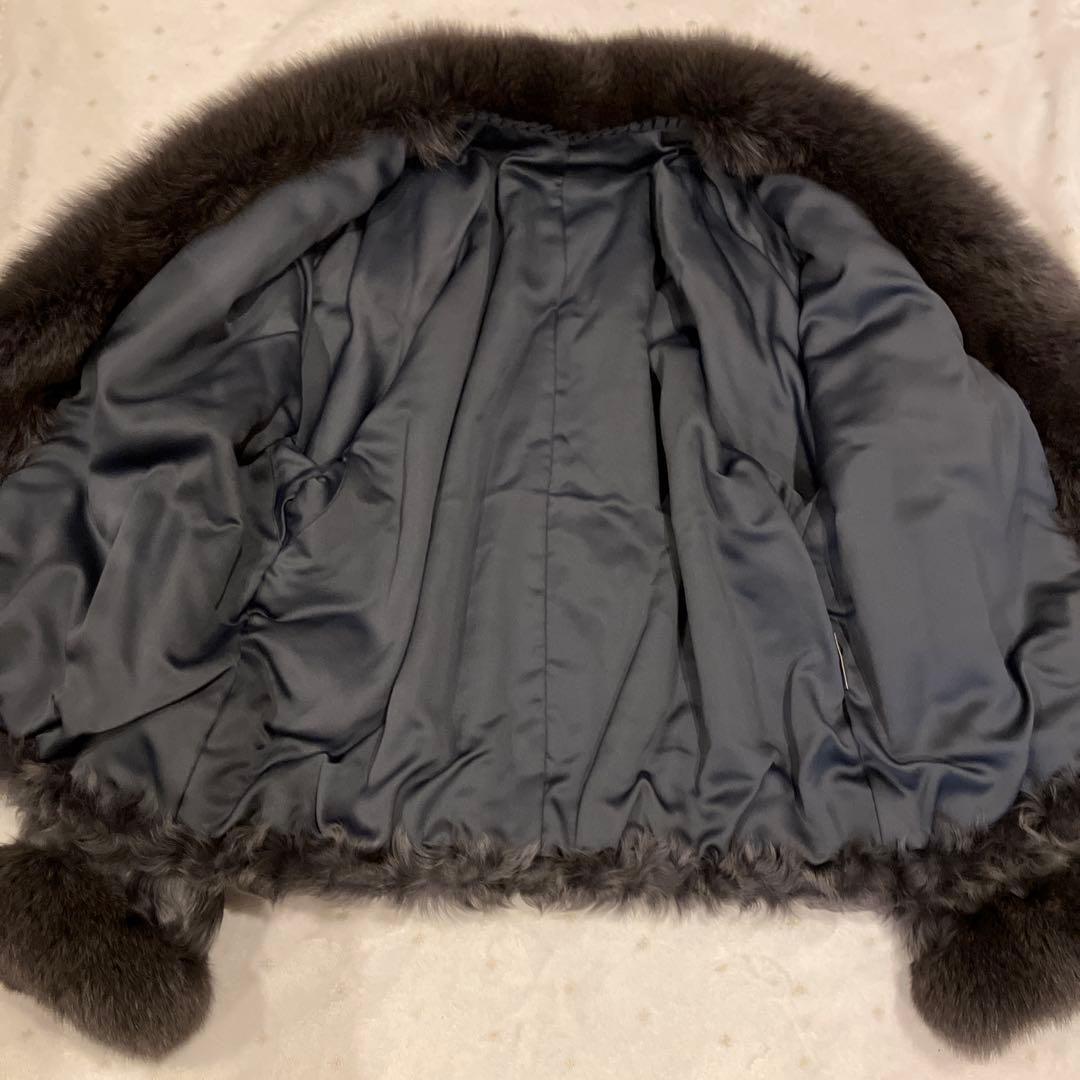 美品　カーリーラム フォックスファーコート ラベンダー系カラー　短丈　防臭抗菌