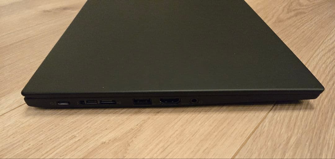 【極美品】Lenovo ThinkPad X1 Carbon Gen8 i7搭載