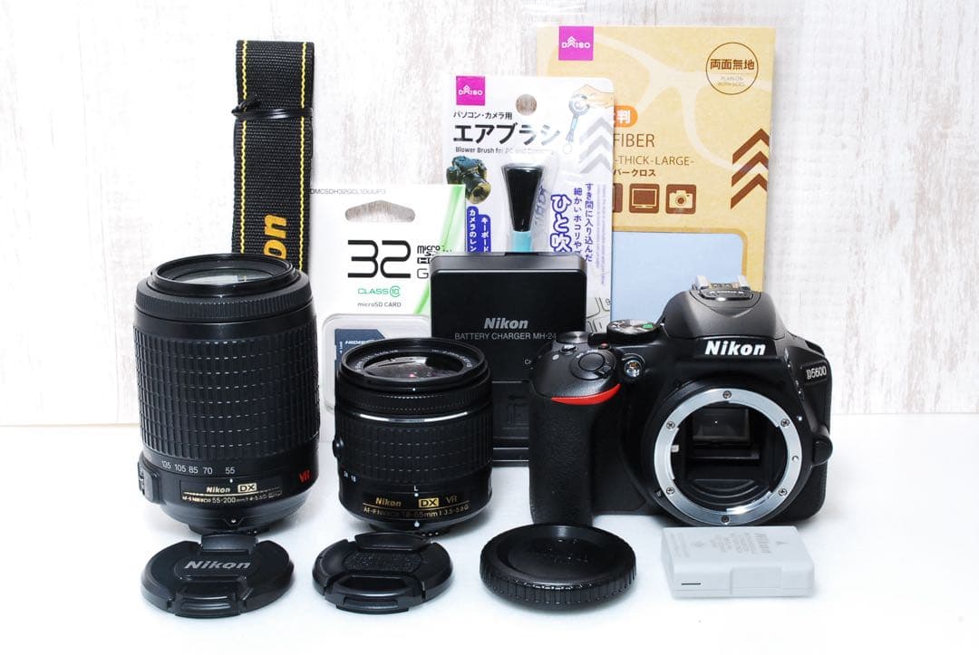 ❤️美品❤️ショット数少❤️Wi-Fi搭載❤️ダブルレンズ Nikon D5600