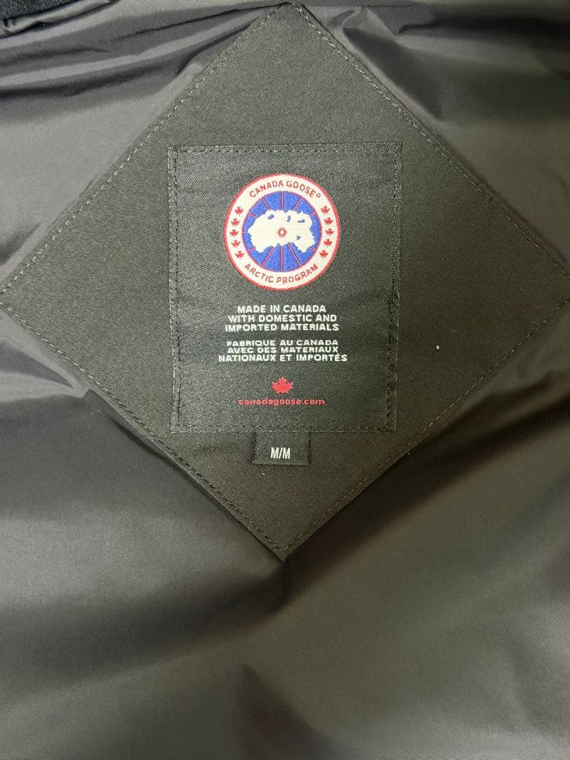 【美品】  ブラック ダウンベスト