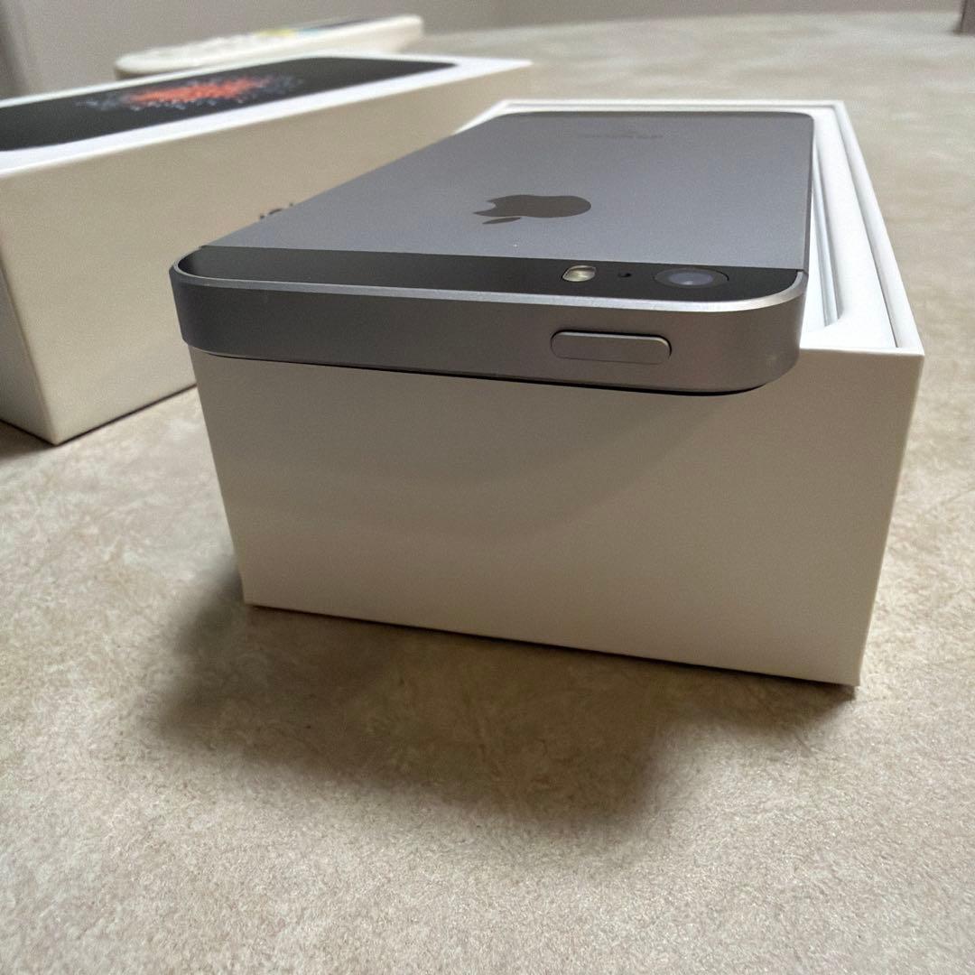iPhone SE 第1世代/128GB /箱あり/スペースグレイ　本体