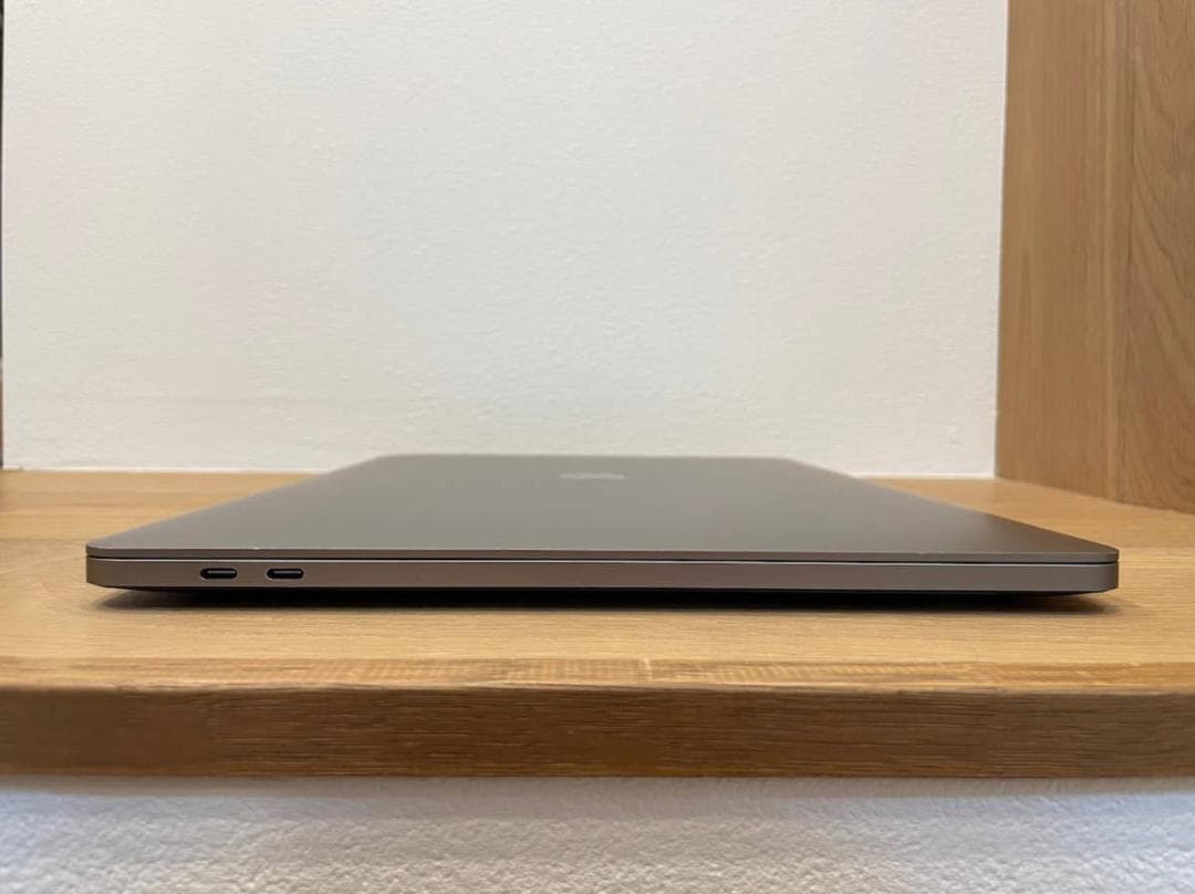 MacBook Pro グレイUS Core i9 64GB 8TB
