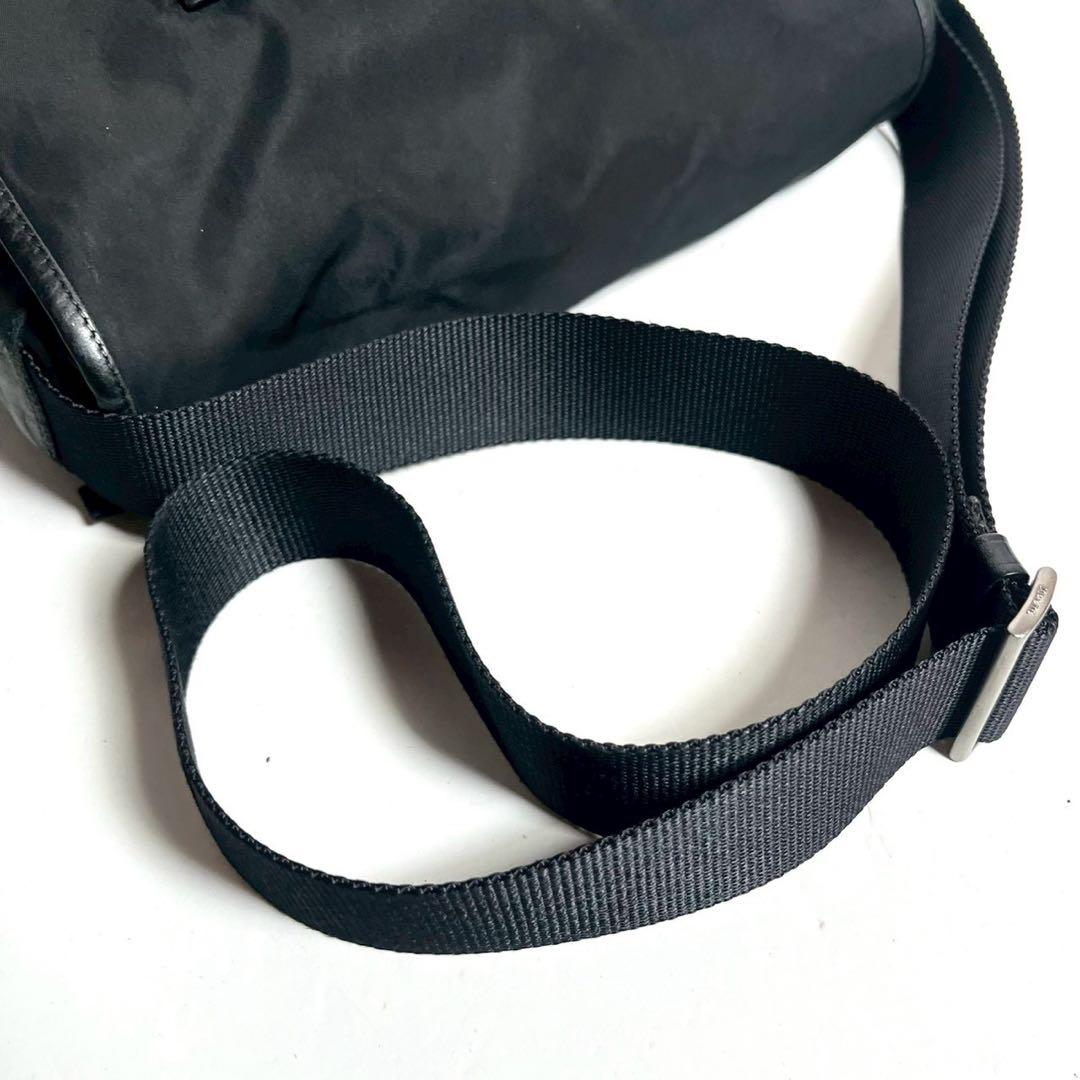 【美品】プラダ メッセンジャーバッグ クロスボディ テスートナイロン × レザー