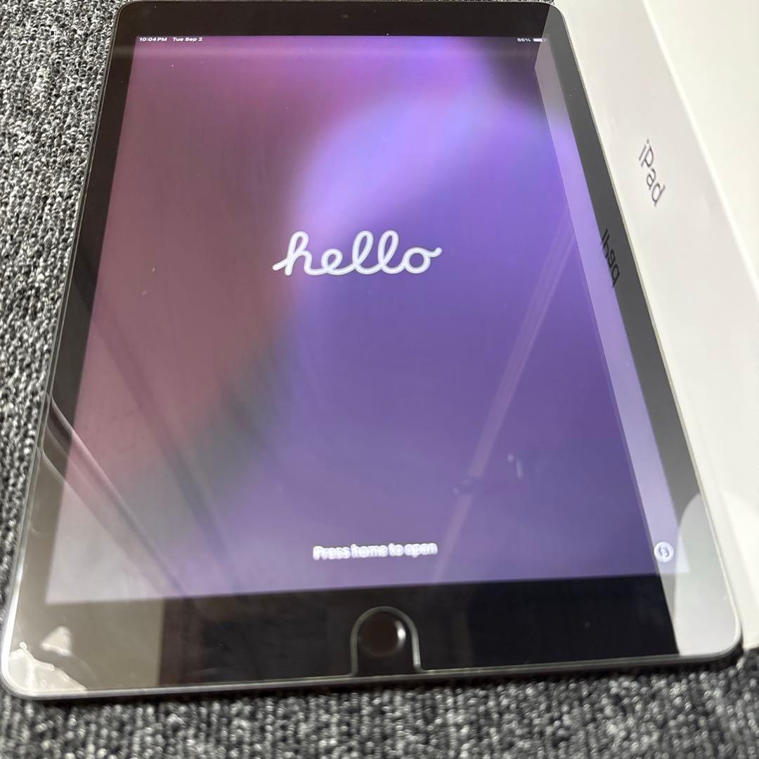 iPad 本体 第9世代64gb 箱付き 充電器付き タブレットケース付き