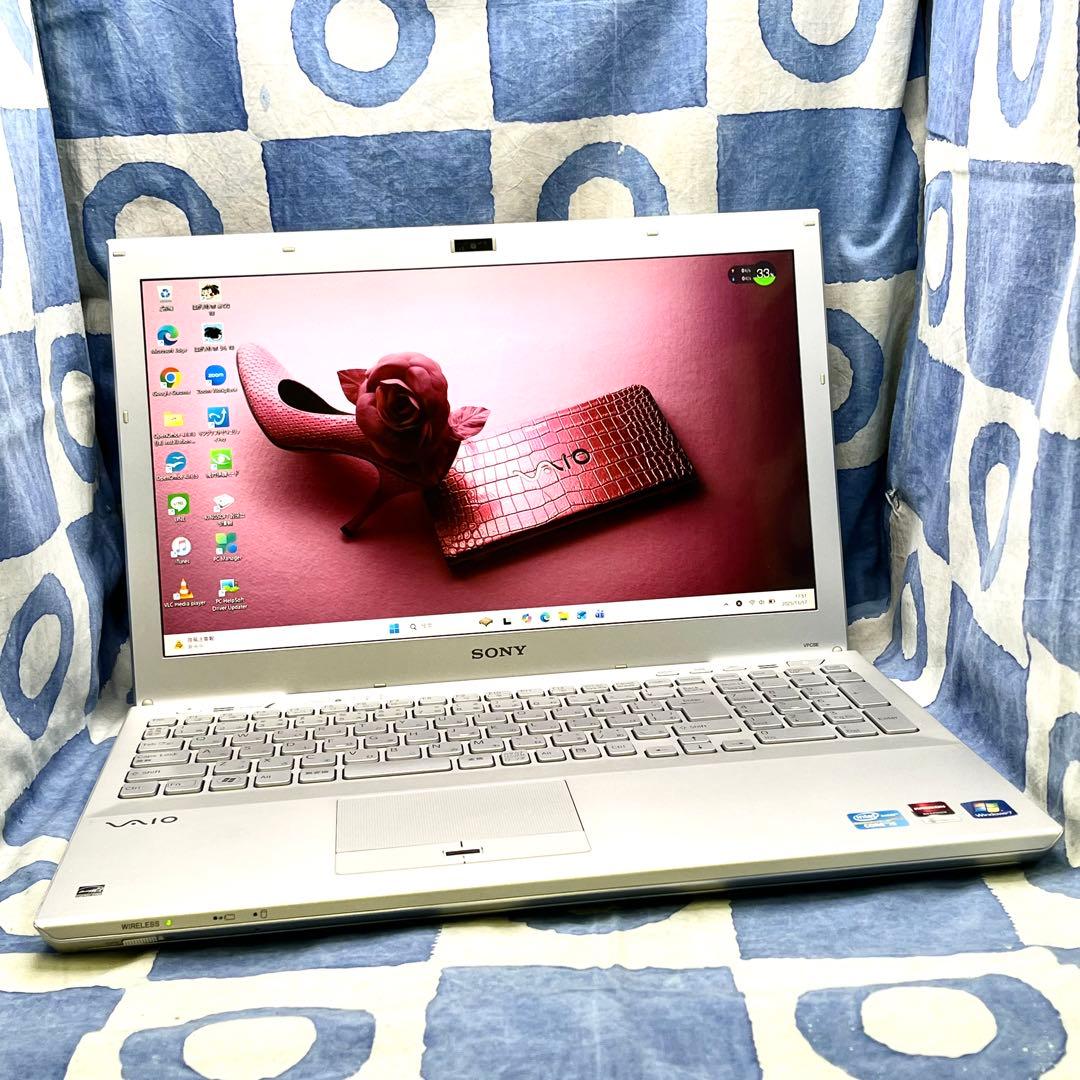 人気VAIO♡快適SSD☆i5☆美しいシルバーPC♪カメラ！Windows11