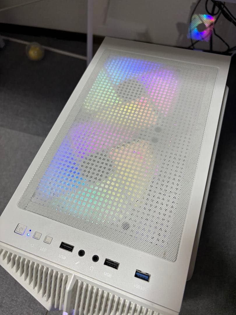 自作の9400f gtx1660デスクトップ