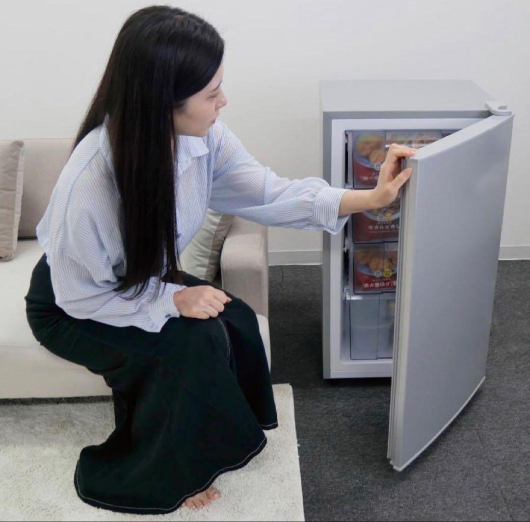 冷凍庫 小型 家庭用 60L スリム 省エネ ノンフロン 家庭用冷凍庫 セカンド