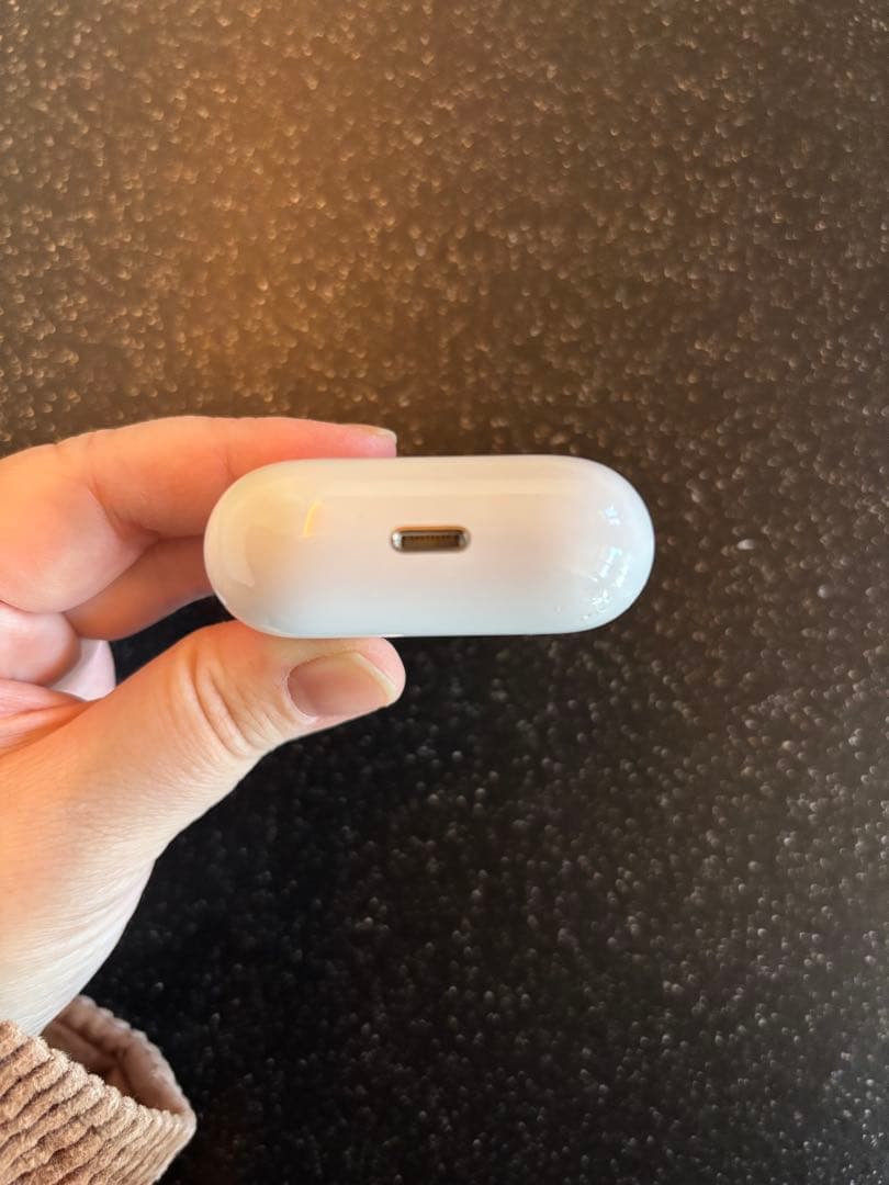 AirPods Pro 本体＋ケース