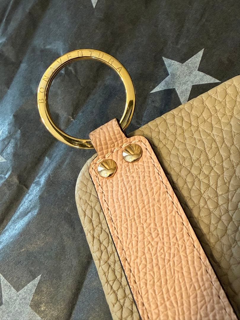 ボナベンチュラ♡iPhone15ケース♡美品♡グレージュ×シェル