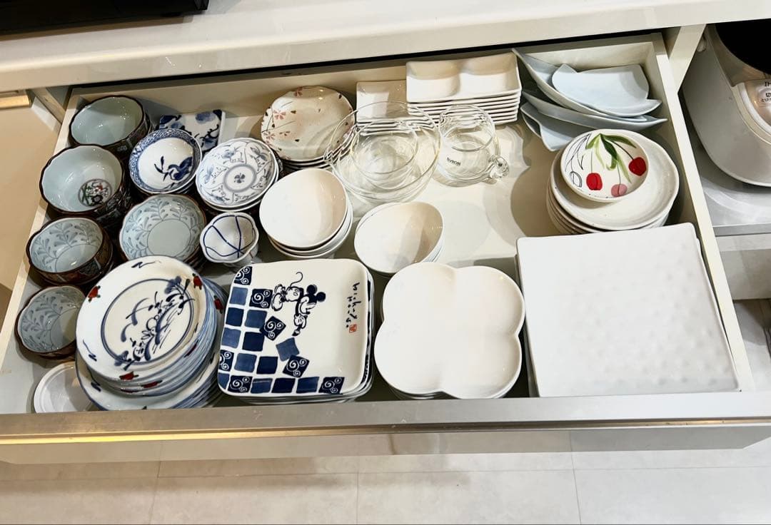 パモウナ　pamouna １６０　食器棚　ソフトクローズ　引き取り限定