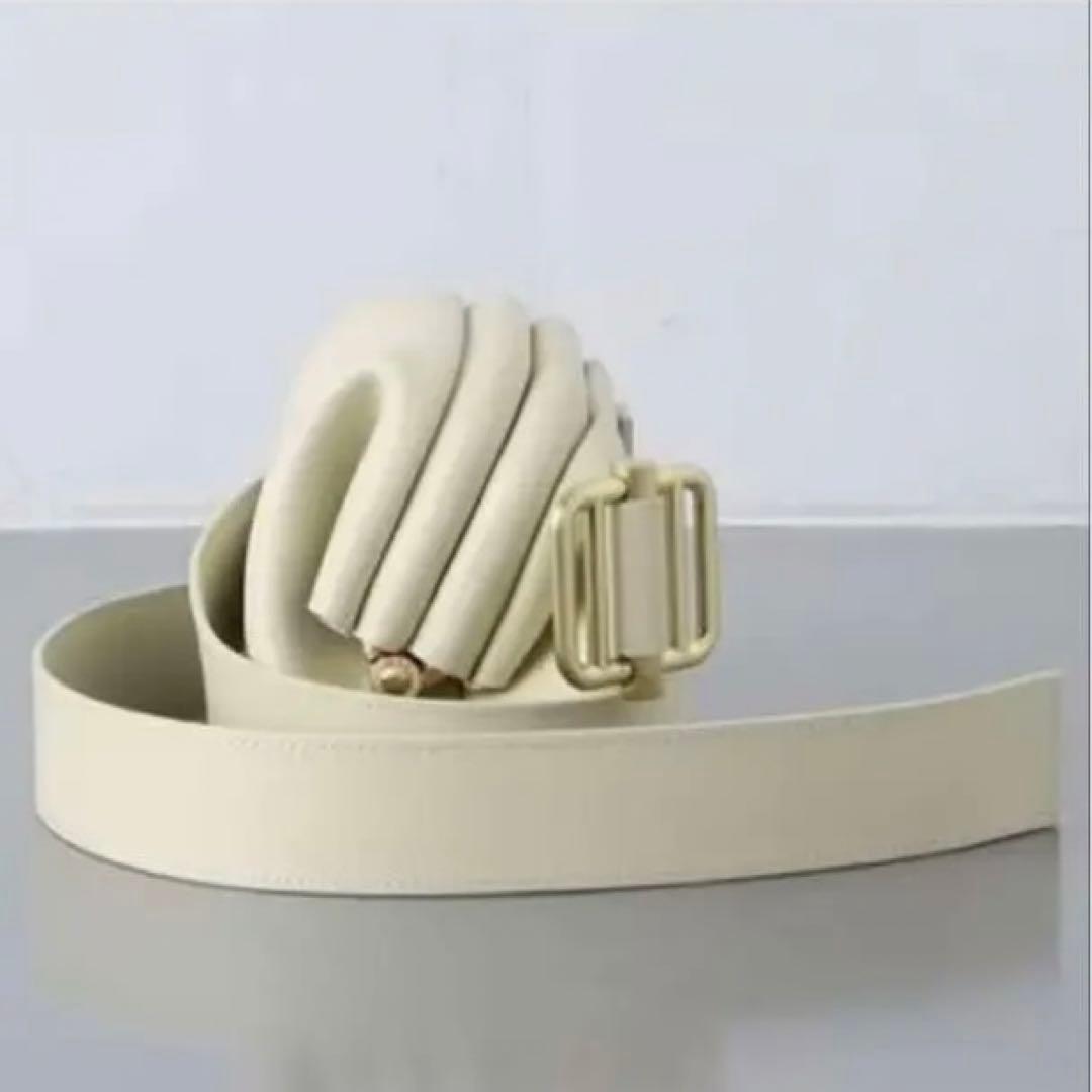 OSOI オソイ ピーキャンブロット ボディバッグ PECAN BROT BAG