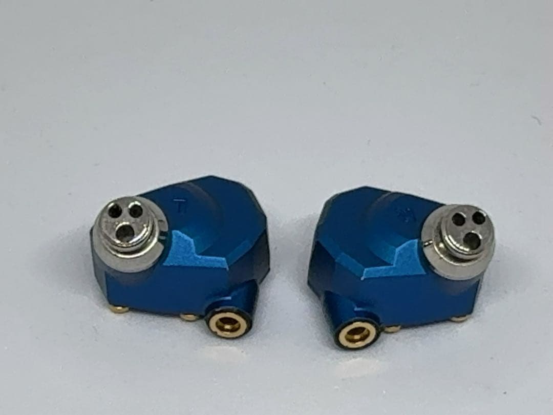 イヤホン Campfire Audio Andromeda MW10