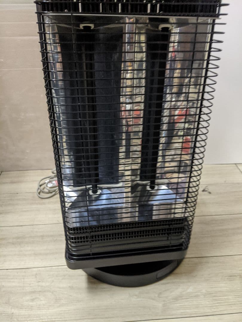 ダイキン セラムヒート 遠赤外線暖房機 ERFT11YS-T 2021年製