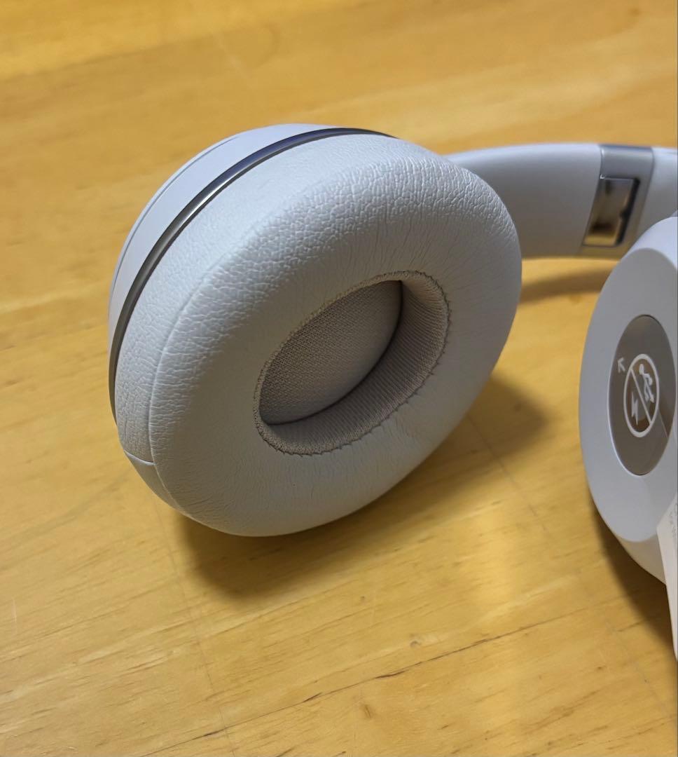 beats Solo3 matte silver 未使用