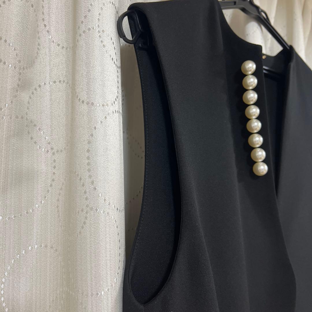 お値下げしました！新品未使用　CELFORD パールベスト　ジレ　ブラック