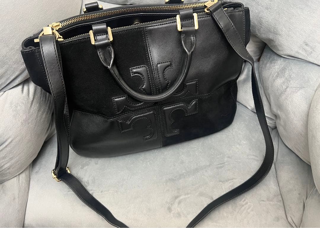 Tory Burchトリーバーチ ブラック レザー スエード ビジネスバッグ