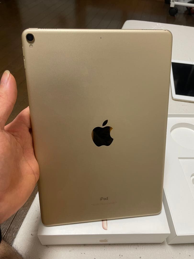 T*n様 iPad Pro 10.5インチ 第1世代 32GB 本体のみバッテリ