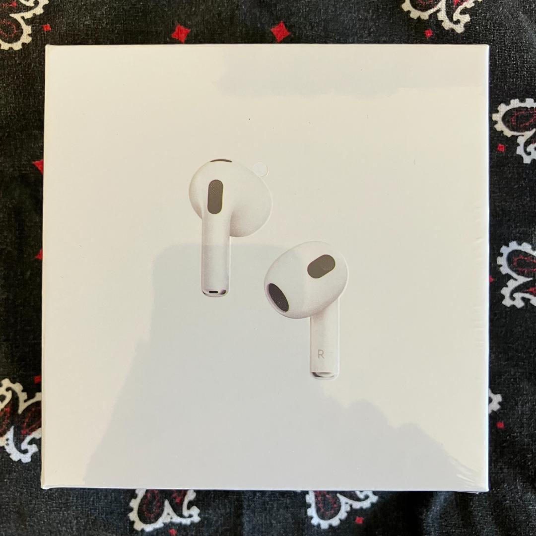 【未開封/保証付】AirPods(第3世代) 本体 MagSafe充電ケース