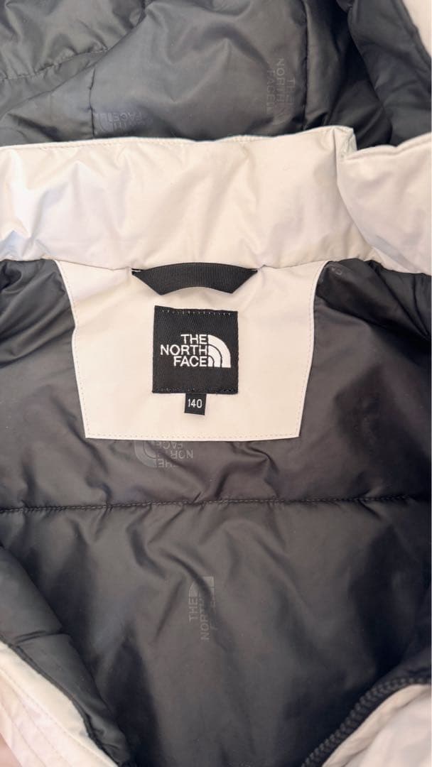 「美品」THE NORTH FACE キッズ スノーウェア 上下セット140cm